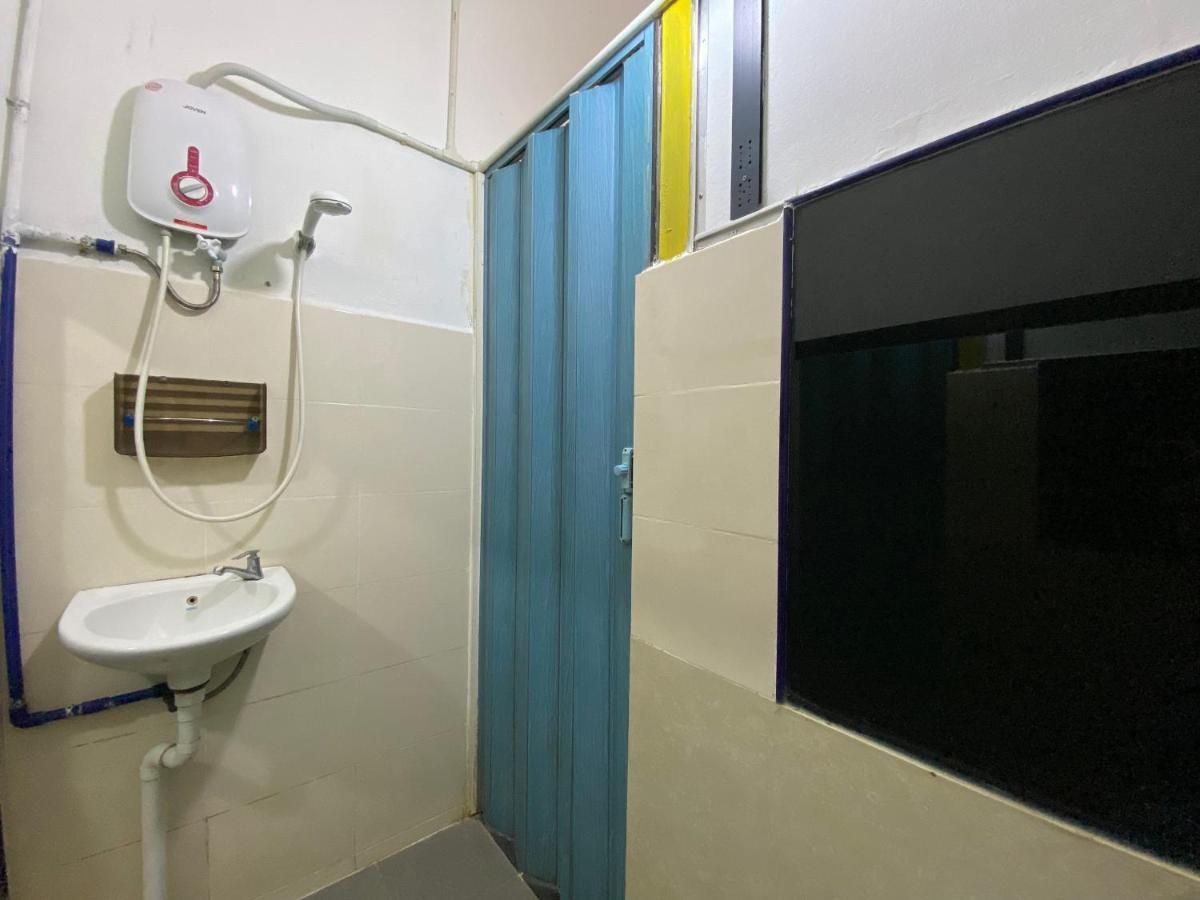 Spot On 90293 Sk Budget Hotel George Town Ngoại thất bức ảnh